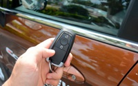 Chìa khóa ô tô có những công dụng gì?