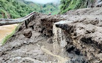Mù Cang Chải (Yên Bái): Hồ Bốn tan hoang sau lũ dữ, gần 100 người dân không còn nhà