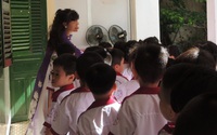 Học thêm chèn vào lịch học chính, trẻ không học ra hành lang đứng