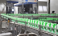 Bí quyết nào giúp Vinamilk giữ vững ngôi vị trong Top doanh nghiệp niêm yết hàng đầu Việt Nam sau 2 thập kỷ cổ phần?