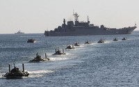 Đặc nhiệm Ukraine tiết lộ tổn thất của Nga sau khi phá hủy tàu đổ bộ Minsk và trụ sở Hạm đội Biển Đen