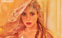 Shakira nuối tiếc vì "bỏ xó" âm nhạc, tập trung yêu Pique