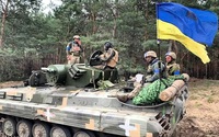 Ukraine áp sát 3 ngôi làng gần Bakhmut, chỉ huy mặt trận miền Nam Ukraine báo tin vui