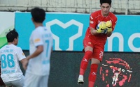 Sao trẻ của bầu Đức khiến dàn thủ môn V.League phải ngước nhìn