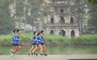 Standard Chartered Marathon Di sản Hà Nội 2024 đồng hành cùng "Bữa cơm yêu thương" NTNN/Dân Việt