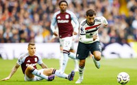 Mờ nhạt trước Aston Villa, Bruno Fernandes “hứng bão” thay HLV Ten Hag