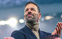 HLV Van Nistelrooy đàm phán ngồi "ghế nóng" tại Leicester