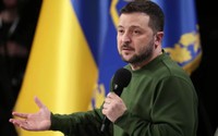 Quân đội Ukraine gặp khó, thua trận liên tiếp, Tổng thống Zelensky đổ lỗi cho đối tác