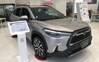 Giá xe Toyota Corolla Cross lăn bánh tháng 3/2024: Giảm không "phanh" xả kho đón bản mới