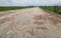 Quảng Bình: Nhiều vết nứt trên đoạn đường 200m dẫn vào nghĩa trang 
