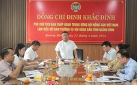 Phó Chủ tịch Hội NDVN Đinh Khắc Đính làm việc với Hội Nông dân Quảng Bình