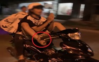 Triệu tập nam thanh niên 17 tuổi "lái xe máy bằng chân" ở Lâm Đồng