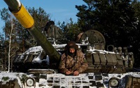 Người lính Ukraine liều lĩnh đánh cắp xe tăng T-64BV chạy sang đầu hàng Nga