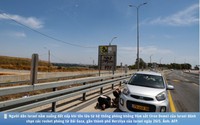 Hình ảnh báo chí 24h: Người dân Israel nằm rạp xuống đường vì Hamas phóng rocket từ Dải Gaza