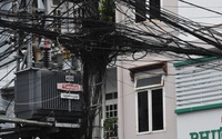 Dây điện, dây cáp chằng chịt "uy hiếp" người dân tại Đà Nẵng