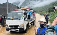 Hà Giang: Hình ảnh đẹp của chiến sĩ Công an Nhân dân trong những ngày mưa lũ