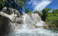 Tránh oi bức Hà Nội, thác nước 5 tầng tuyệt đẹp du khách không nên bỏ lỡ tại Hòa Bình
