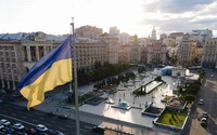 Ukraine bên bờ vực vỡ nợ