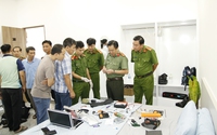 Lên mạng xã hội mua 17 khẩu súng mang từ Ninh Thuận đem đến An Giang chưa kịp bán thì bị bắt