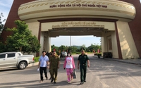 Giải cứu cô gái 20 tuổi bị giam giữ trong căn nhà hoang ở Lào, đưa về Việt Nam