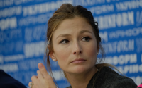 Nhà ngoại giao Ukraine từ chức sau bê bối với chồng