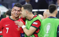 Ronaldo đá hỏng phạt đền: Giọt nước mắt thật hay “nước mắt cá sấu” của ngôi sao sắp hết thời?