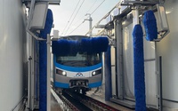 Metro số 1 làm sạch tàu bằng cách nào?