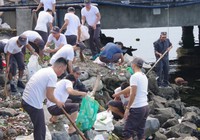 Khánh Hòa: Hơn 100 cán bộ, đoàn viên hưởng ứng chiến dịch làm cho thế giới sạch hơn