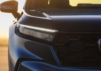 Honda CR-V 2023 lộ hình ảnh thực tế đầu tiên