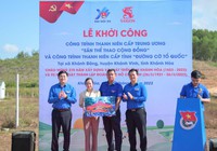 Khánh Hòa: Trao 10.000 lá cờ tổ quốc để thực hiện công trình "Đường cờ Tổ quốc"
