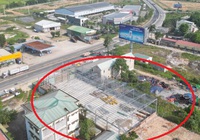 Công ty Tứ Hưng xây công trình lụi, lấn chiếm hành lang an toàn giao thông QL1A ở Quảng Ngãi