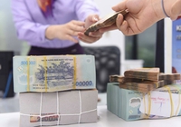 "DN không tiếp cận được tín dụng là không đúng, ngân hàng cạnh tranh khốc liệt tìm khách vay"
