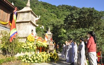 Về nơi vua hóa Phật (bài 1): Hành hương về “thánh địa” của thiền phái Trúc Lâm