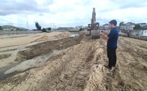 Vụ nhóm người hút cát trái phép, dùng vòi rồng tấn công nhà báo: Trả mặt bằng trước 6/11