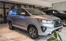 Giá xe Toyota Innova 2022 tháng 3 xả hàng giảm sâu trước khi Avanza Premio, Veloz Cross "thế chân"