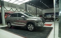 Giá lăn bánh Mitsubishi Xpander Cross 2023 vừa ra mắt Việt Nam đấu Toyota Veloz Cross