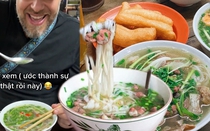 Du khách Đức thỏa mơ ước ăn phở Việt Nam nhưng mòn ăn kèm này mới khiến du khách bất ngờ