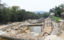Đà Nẵng: Khu du lịch sinh thái Suối Lương ngang nhiên xây đập chặn suối