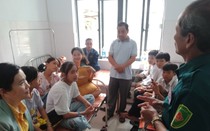 Quảng Nam: 18 học sinh lớp 5 nhập viện nghi do ngộ độc thức ăn