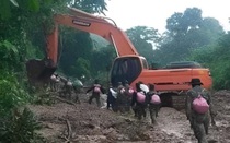 Tài xế Việt thiệt mạng vì sạt lở đất nghiêm trọng ở Lào