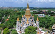 Viếng ngôi chùa nổi tiếng như đi du lịch Thái Lan trên đất Sài thành