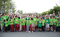 Hơn 2.000 học sinh, phụ huynh cùng tham gia chạy bộ, gây quỹ góp cây cho rừng ngập mặn Cần Giờ