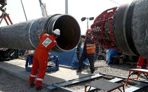EU áp trần giá dầu Nga, Moscow nói sẽ lập tức trả đũa 