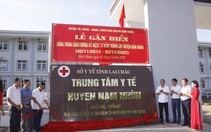 Lai Châu: Gắn biển công trình Trung tâm Y tế huyện Nậm Nhùn