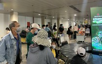 Tân Sơn Nhất đón lượng khách kỉ lục trong cao điểm Tết, hạn chế việc chậm trả hành lý sau chuyến bay
