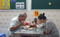 Những quán ăn, cà phê, siêu thị ở TP.HCM mở cửa xuyên Tết