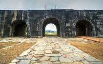 Ba cổng thành  Việt Nam nổi tiếng thế giới 