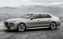 BMW ra mắt xe điện có khả năng tăng tốc ngang siêu xe