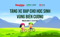 Báo NTNN/Điện tử Dân Việt tặng 100 xe đạp và nhiều phần quà cho học sinh nghèo Nghệ An
