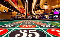 Trình Bộ Chính trị đề xuất kéo dài việc thí điểm cho người Việt chơi casino